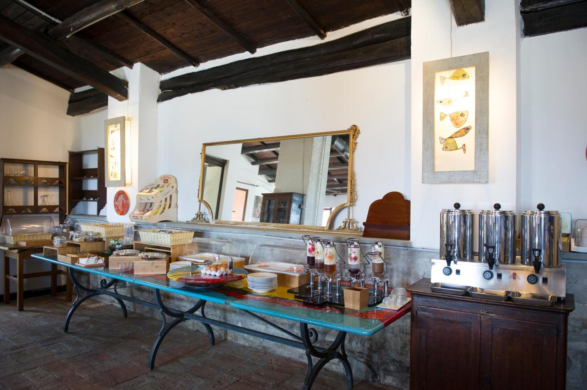 Hostal Il Poggio Dei Pettirossi Bevagna Exterior foto